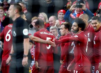 หงส์เปิดบ้านจิกคาร์ดิฟฟ์ 4-1 ผงาดขึ้นจ่าฝูงชั่วคราว