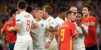 สเตอร์ลิง โชว์คมซัดเบิ้ลพาสิงโตบุกขย้ำกระทิงคาบ้าน