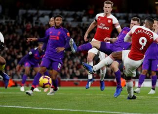 ลากาแซตต์ ฮีโร่ซัดสุดสวยช่วยปืนแบ่งแต้มหงส์สำเร็จ