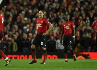 ผี เซ็ง หุ้นร่วงทำสูญเงิน 300 ล้านปอนด์ เซ่นผลงานย่ำแย่