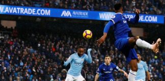 เรือเปิดบ้านอัดทอฟฟี่เบาๆ เก็บสามแต้มขึ้นจ่าฝูงชั่วคราว