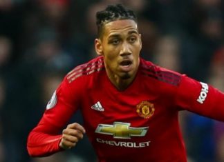 แฟนผีเฮ สมอลลิง ต่อสัญญาอยู่ค้ำหลังต่อไปก่อนศึกแดงเดือด