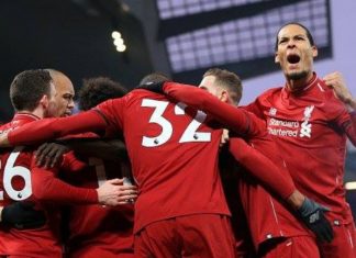 แฟนๆหัวใจจะวายหงส์ 10 ตัว เปิดบ้านเชือดพาเลซสุดมันส์ 4-3