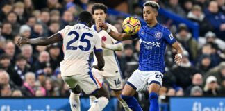 ไร้ชัยสามเกมติด “เชลซี” บุกแพ้ “อิปสวิชฯ” 0-2 ตาม “ลิเวอร์พูล” 10 คะแนน ศึก “พรีเมียร์ลีก”