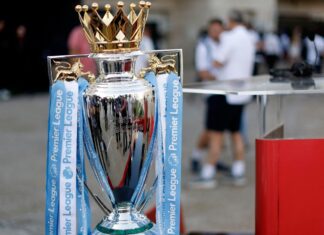 1 ทีมพุ่ง 3 ทีมร่วงอีก “ซูเปอร์คอม” ทำนายแชมป์พรีเมียร์ลีกล่าสุด หลังจบนัดที่ 17