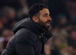 อันดับลงอีกแล้ว “แมนยูฯ” ร่วงไปอยู่ที่ 15 ของตาราง มีแต้มมากกว่าทีมโซนตกชั้นแค่ 7 คะแนน