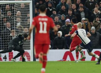 ผลบอล ลิเวอร์พูล พลาดท่า บุกพ่าย สเปอร์ส ตัดเชือกคาราบาวคัพ นัดแรก